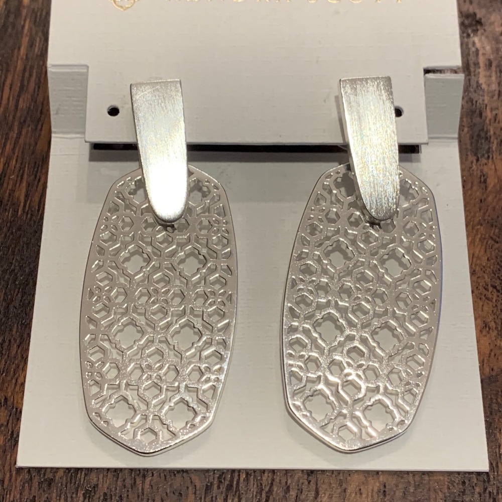 Kendra Scott Aragon Filigree Earrings Silver
